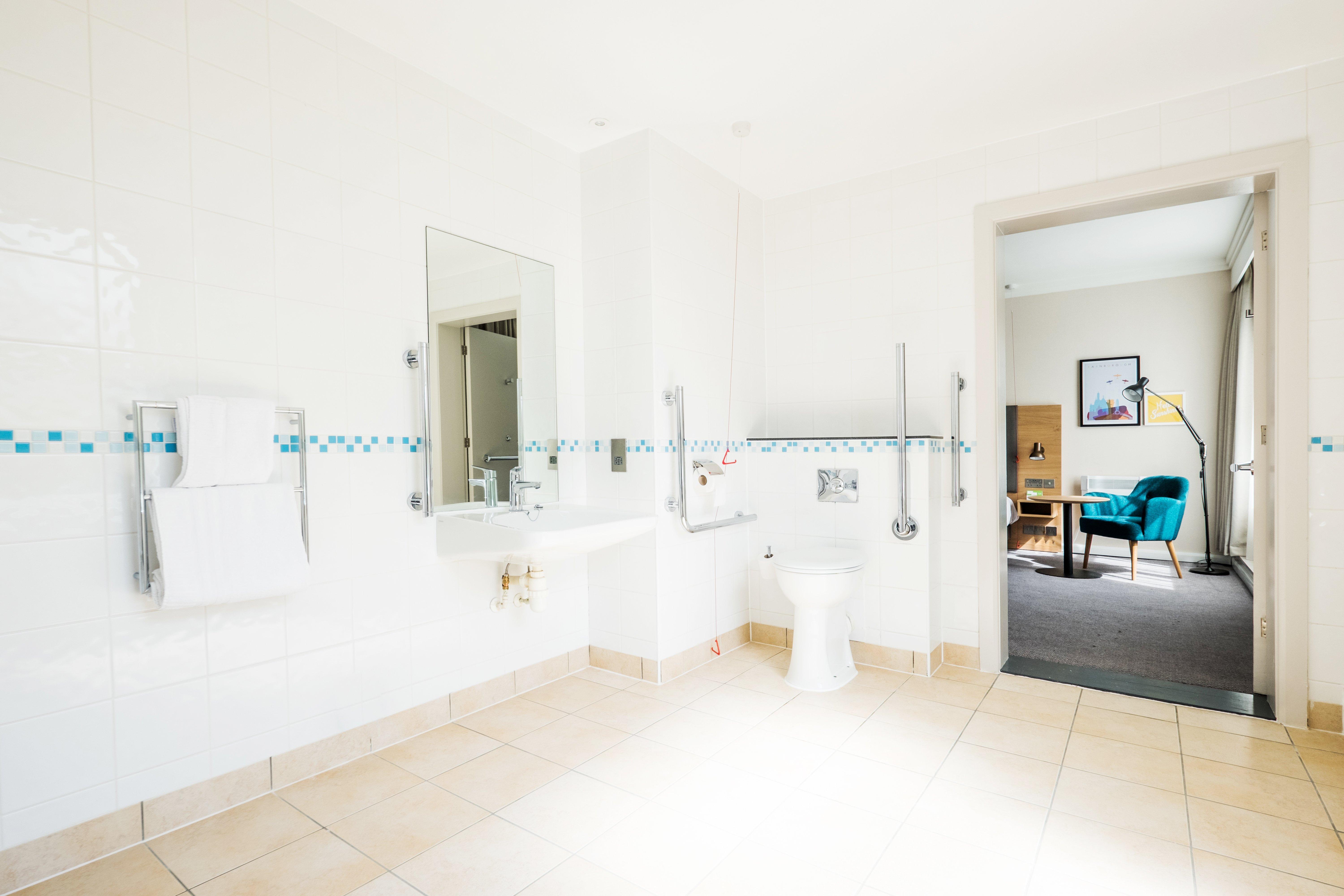 Holiday Inn Farnborough By Ihg מראה חיצוני תמונה