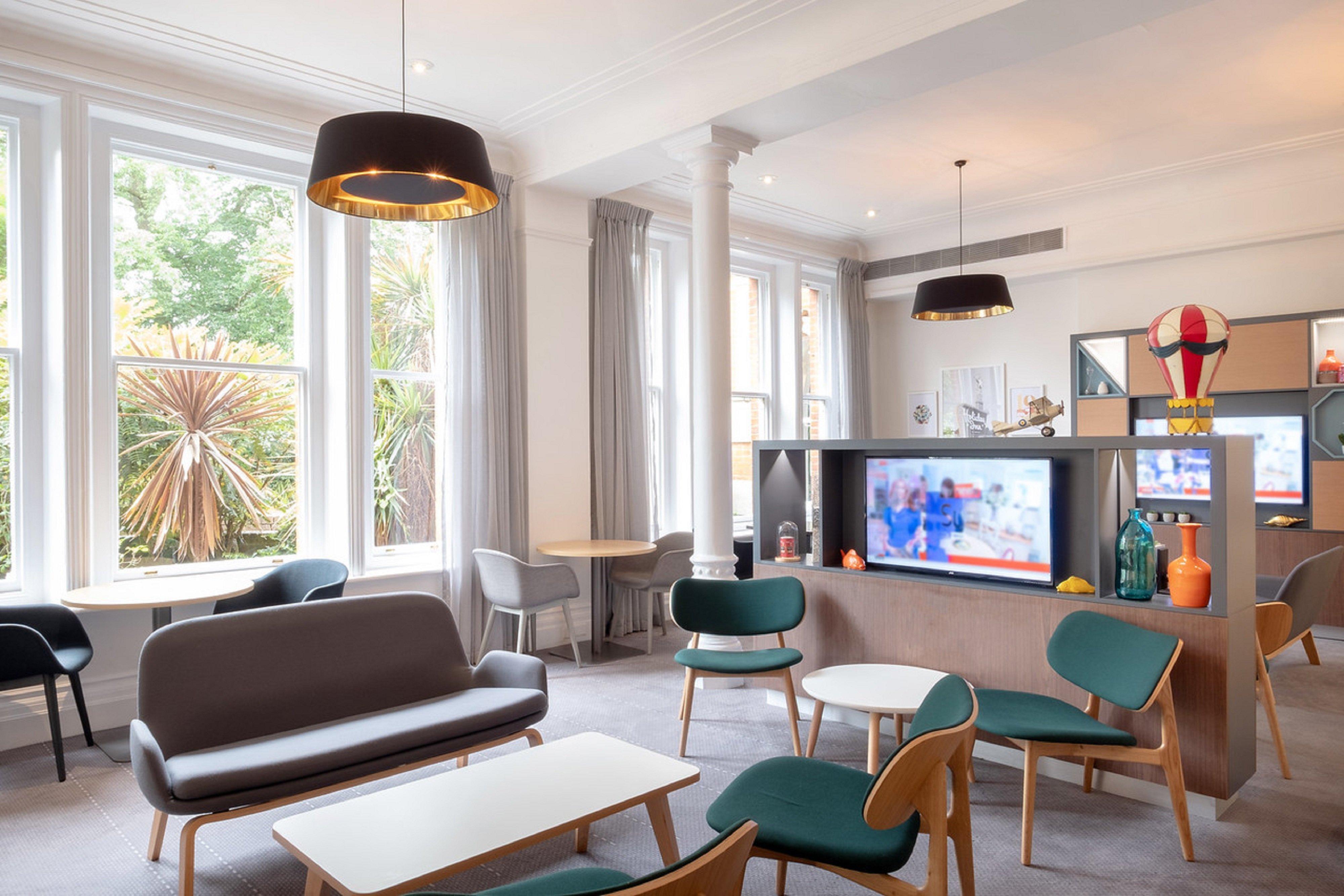 Holiday Inn Farnborough By Ihg מראה חיצוני תמונה